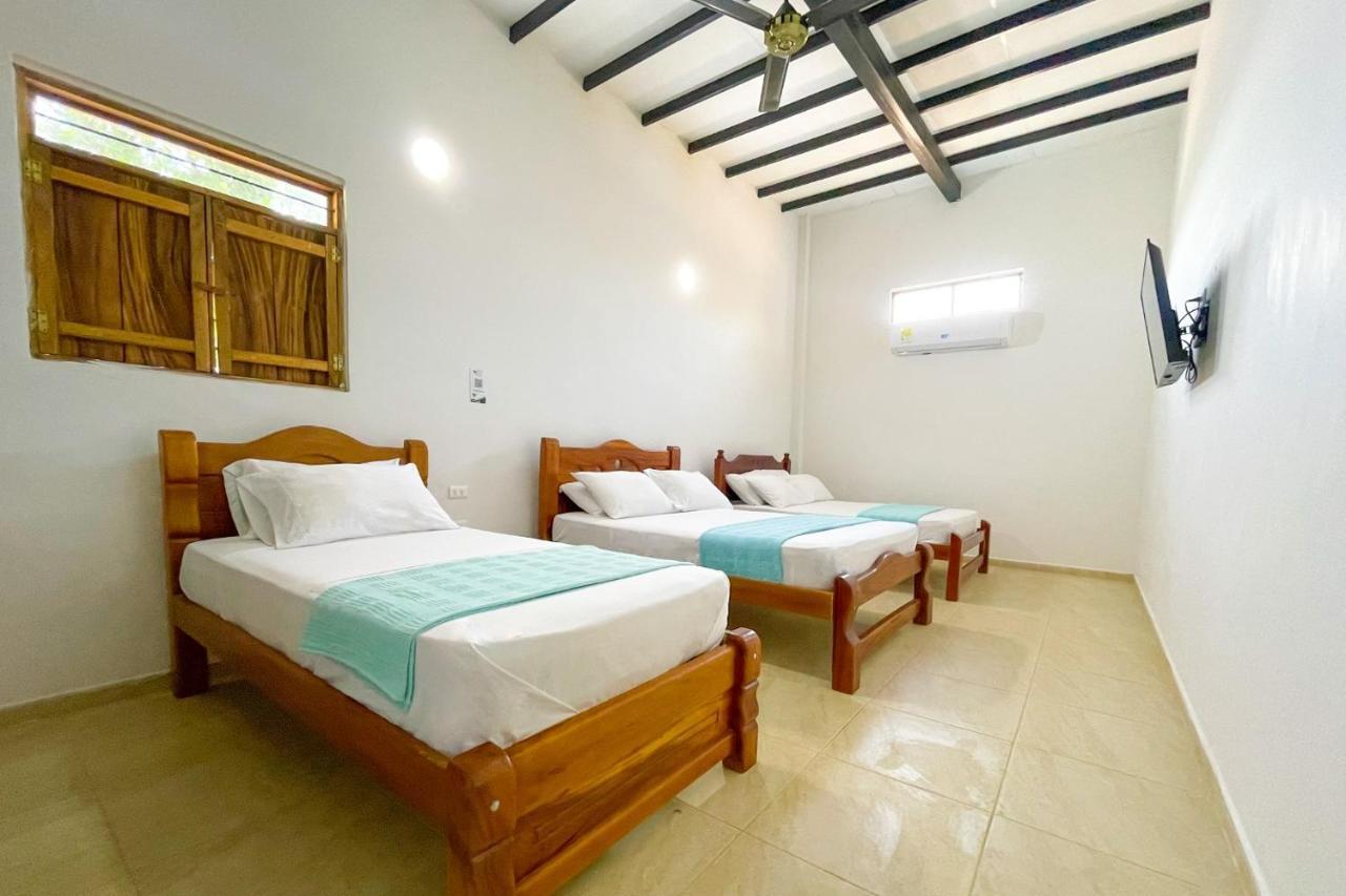 Palmas Del Rio * Mompox