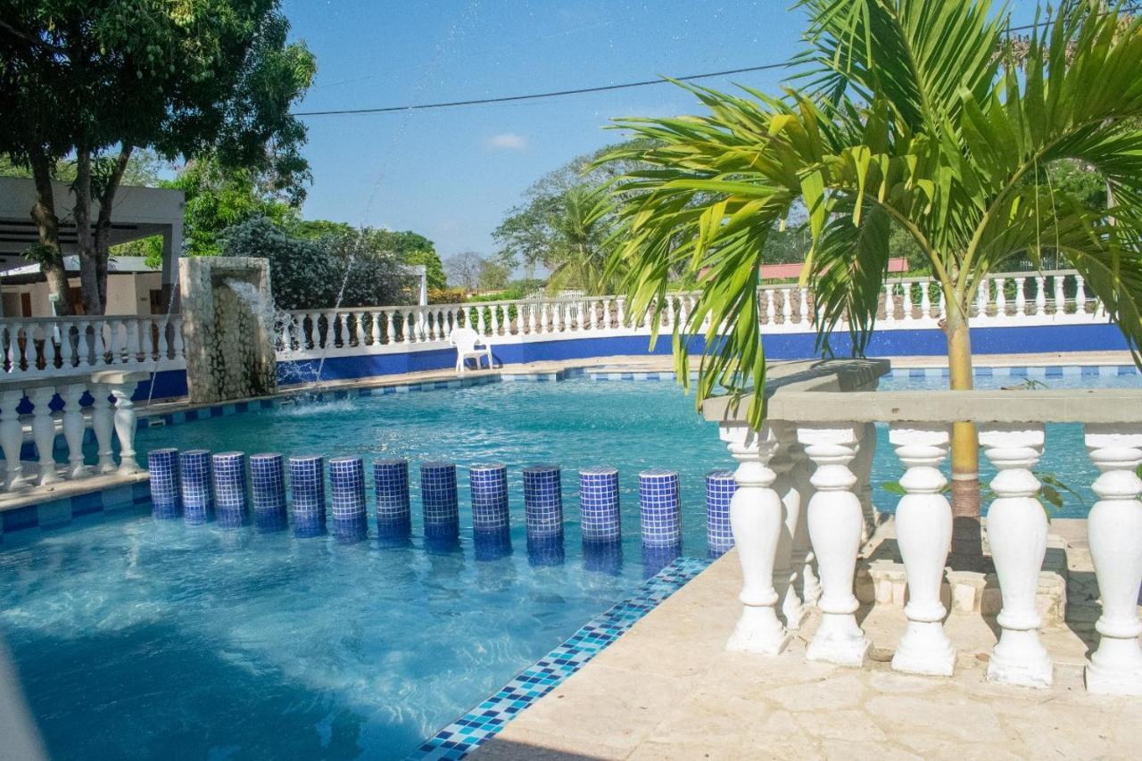 Palmas Del Rio Hotel